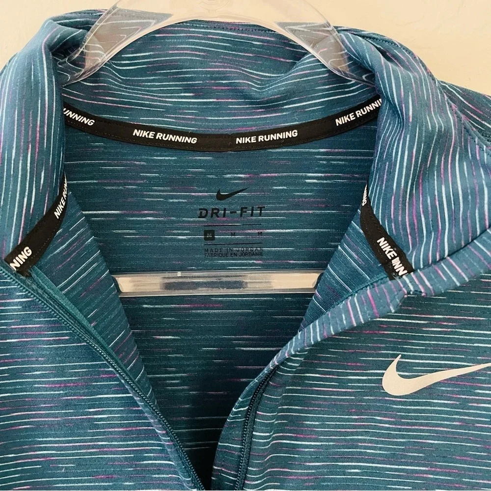 Women’s Nike Teal/ Blue Quarter-Zip Pullover - Picture 6 of 8